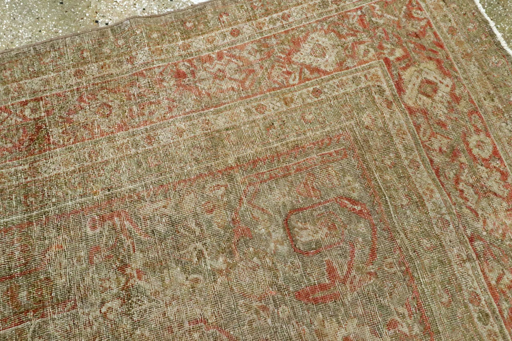 Antique Persian Mahal Distressed Carpet, No.27025 - Gsblank