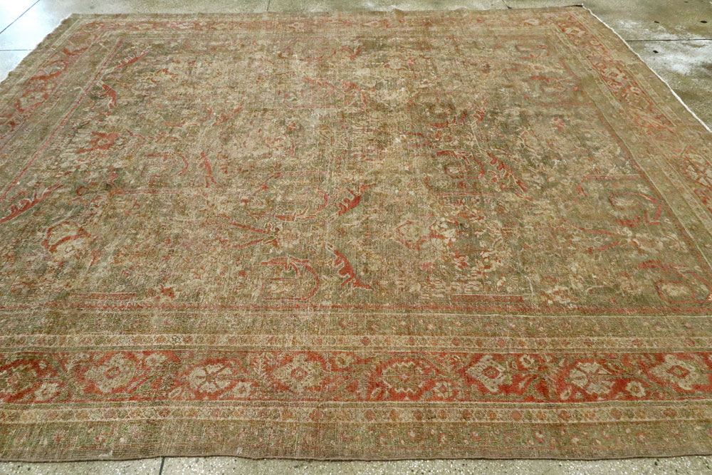 Antique Persian Mahal Distressed Carpet, No.27025 - Gsblank