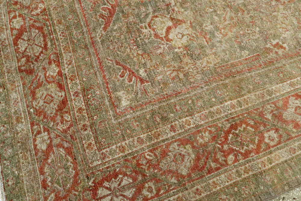 Antique Persian Mahal Distressed Carpet, No.27025 - Gsblank