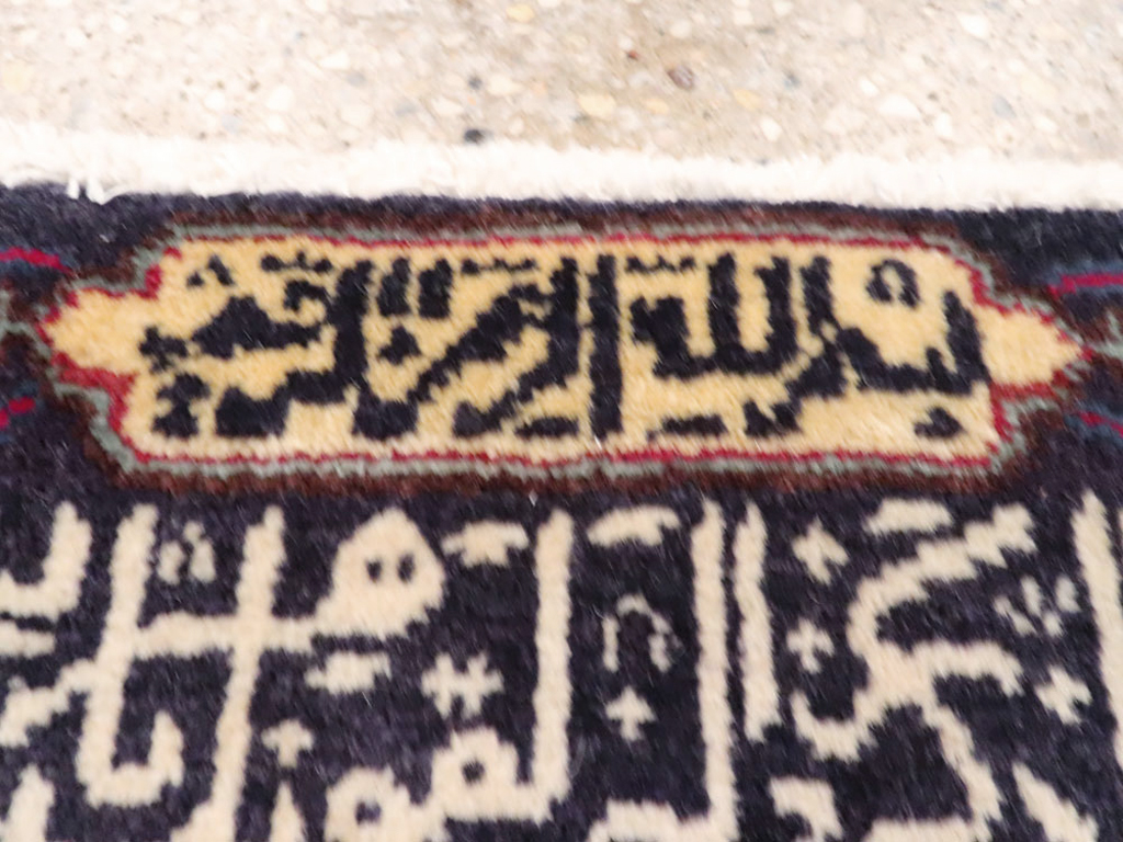 Vintage Persian Tabriz Pictorial Rug, No.27040 - Gsblank