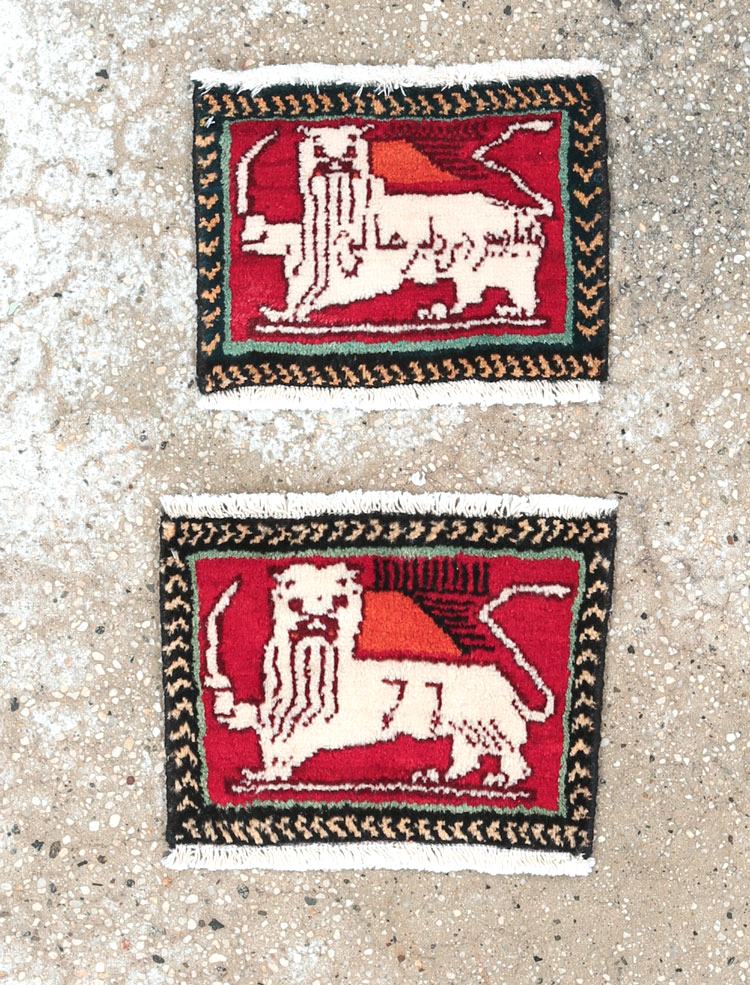 Vintage Persian Pictorial Baluch Rug (Pair: 1 of 2), No.27045 - Gsblank