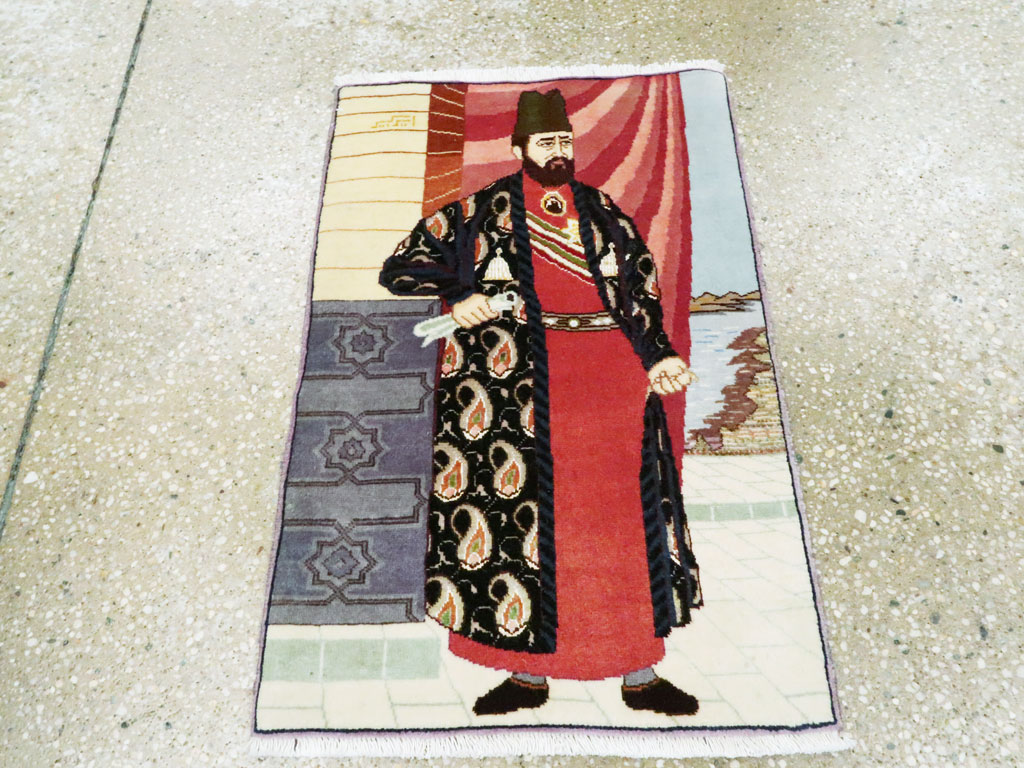 Vintage Persian Tabriz Pictorial Rug, No.27063 - Gsblank