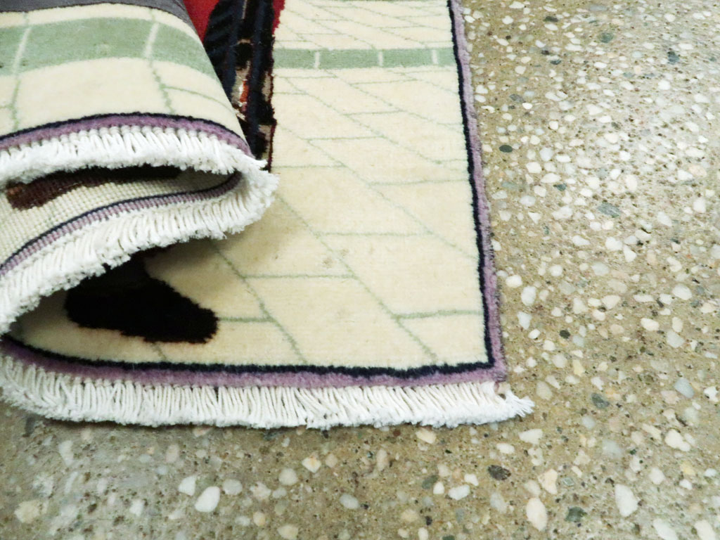 Vintage Persian Tabriz Pictorial Rug, No.27063 - Gsblank