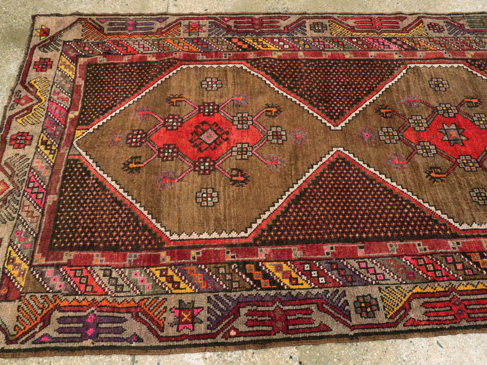 Vintage Persian Kurd Gallery Rug, No.27072 - Gsblank