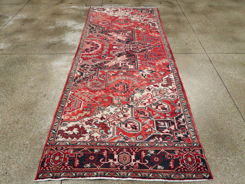 Vintage Persian Heriz Sampler Rug, No.27078 - Gsblank
