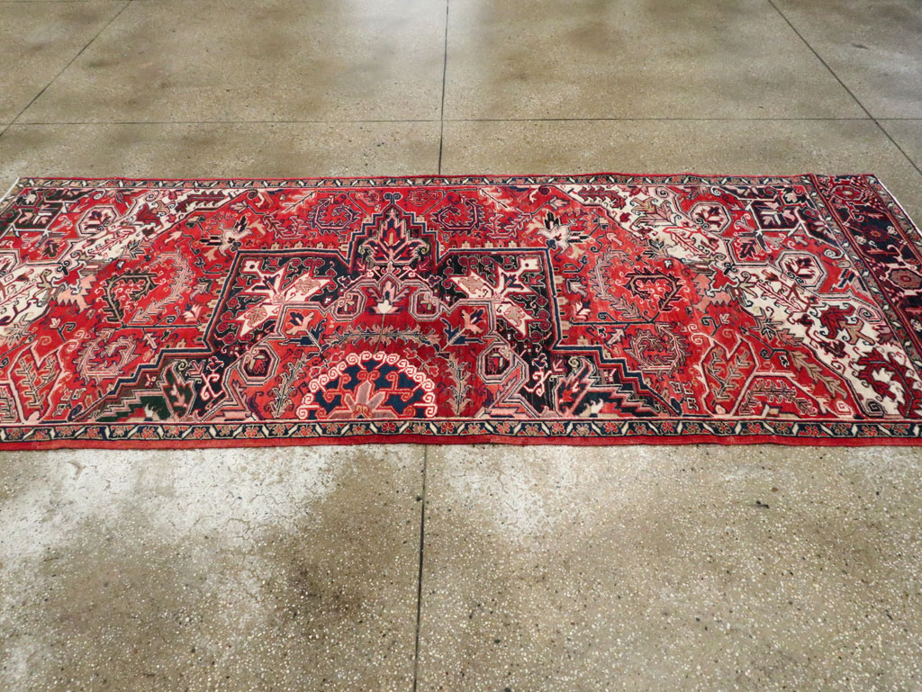 Vintage Persian Heriz Sampler Rug, No.27078 - Gsblank