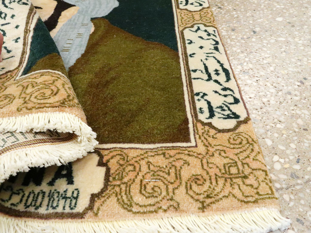 Vintage Persian Tabriz Pictorial Rug, No.27083 - Gsblank