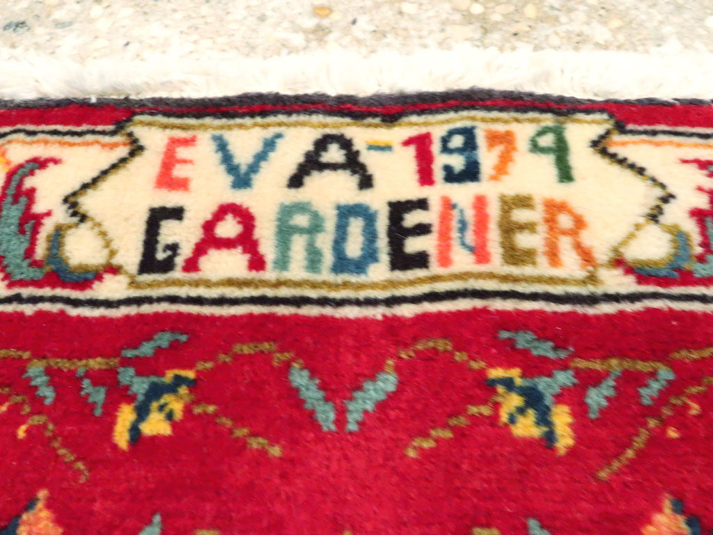 Vintage Persian Tabriz Pictorial Rug, No.27098 - Gsblank