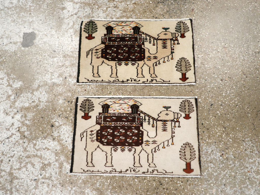 Vintage Persian Pictorial Baluch Rug (Pair: 1 of 2), No.27124 - Gsblank