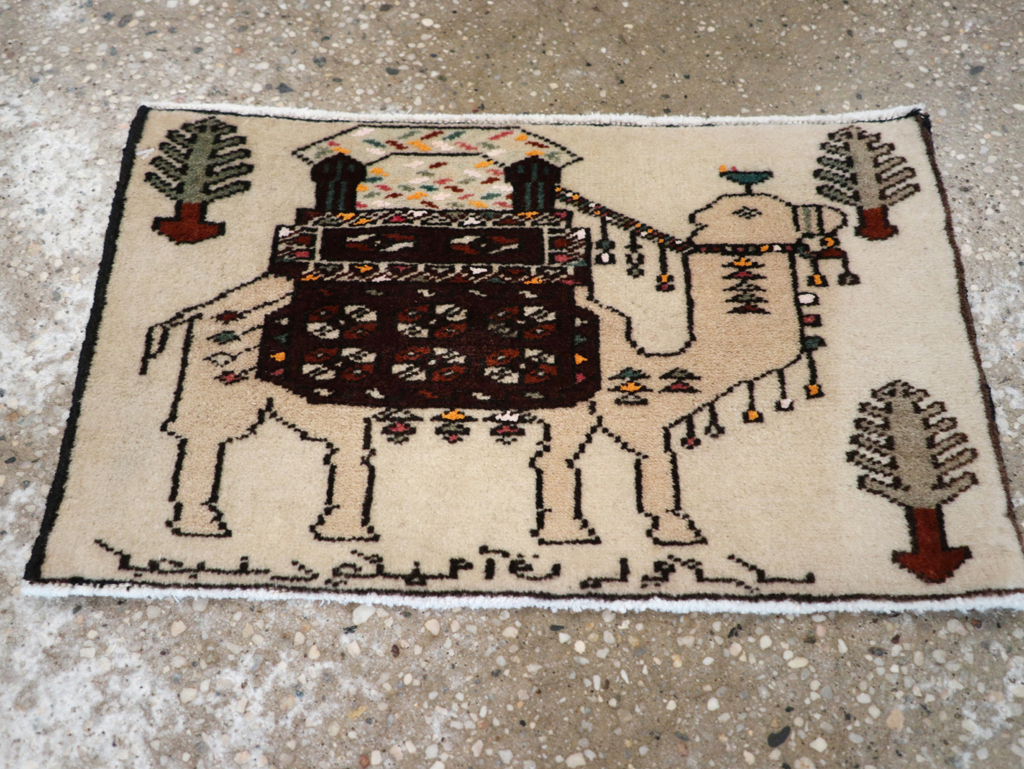 Vintage Persian Pictorial Baluch Rug (Pair: 2 of 2), No.27125 - Gsblank