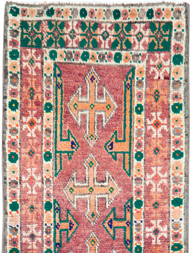Vintage Persian Hamadan Runner, No.27127 - Gsblank