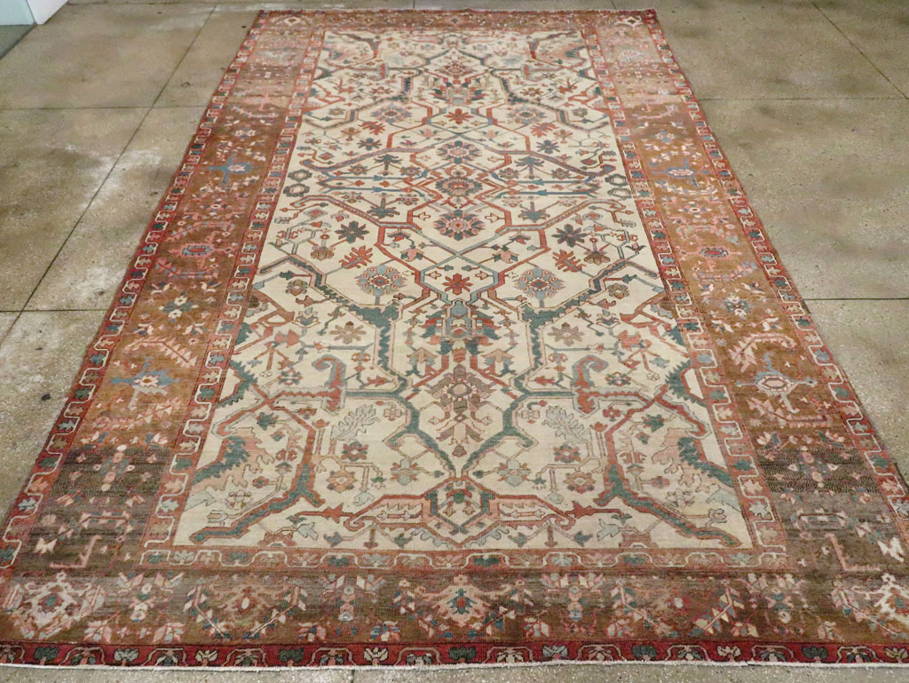 Antique Persian Heriz Carpet, No.27133 - Gsblank