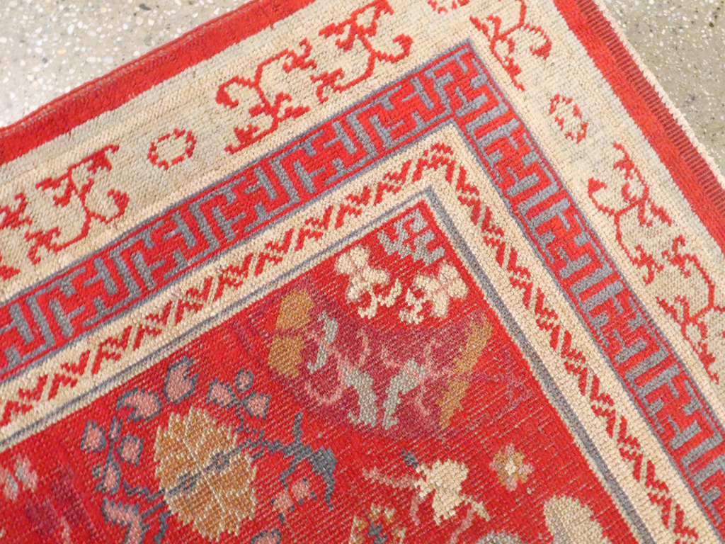 Vintage East Turkestan Khotan Rug, No.27136 - Gsblank