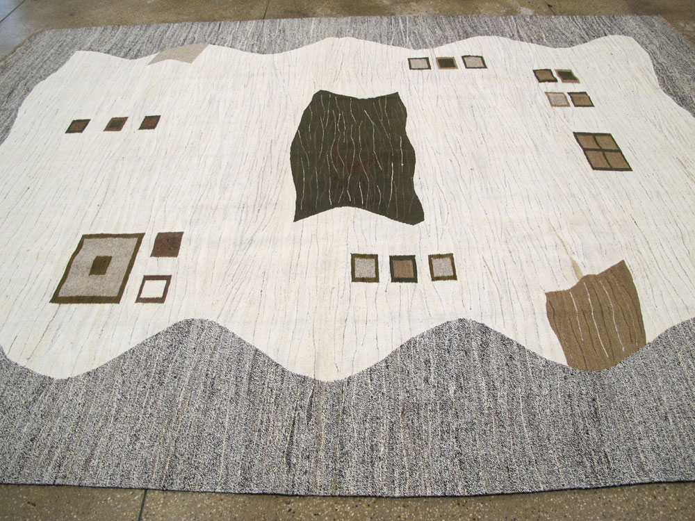 Modern Turkish Flatweave Kilim Room Size Carpet, No.27164 - Gsblank