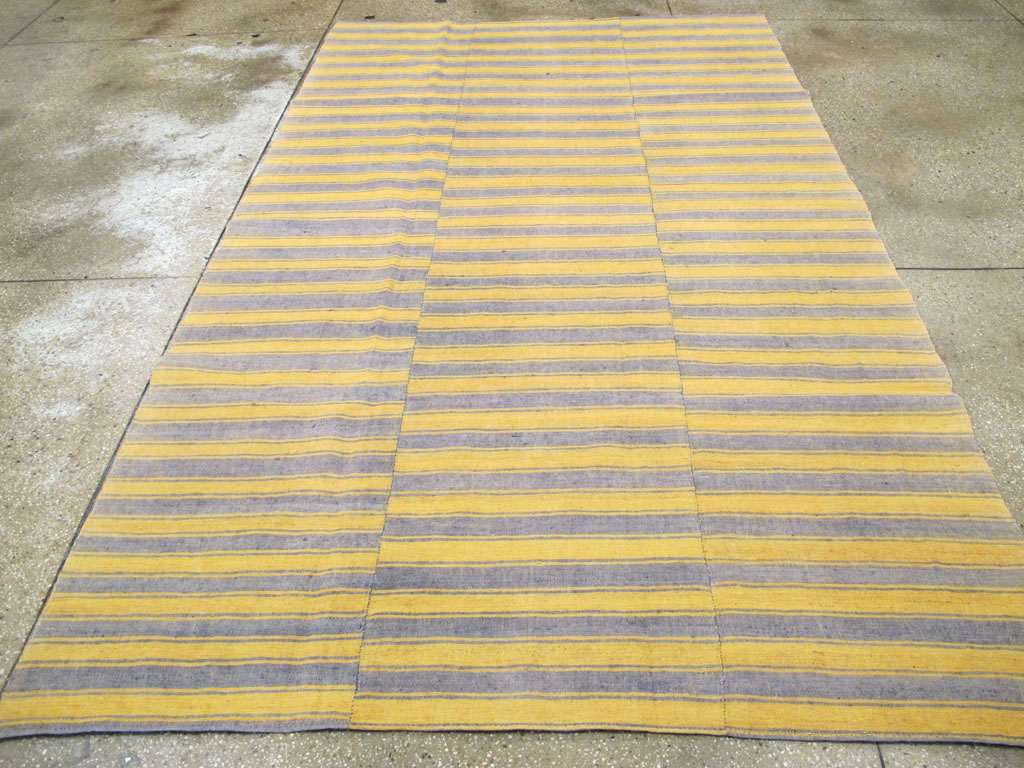 Vintage Turkish Flatweave Kilim Accent Rug, No.27173 - Gsblank