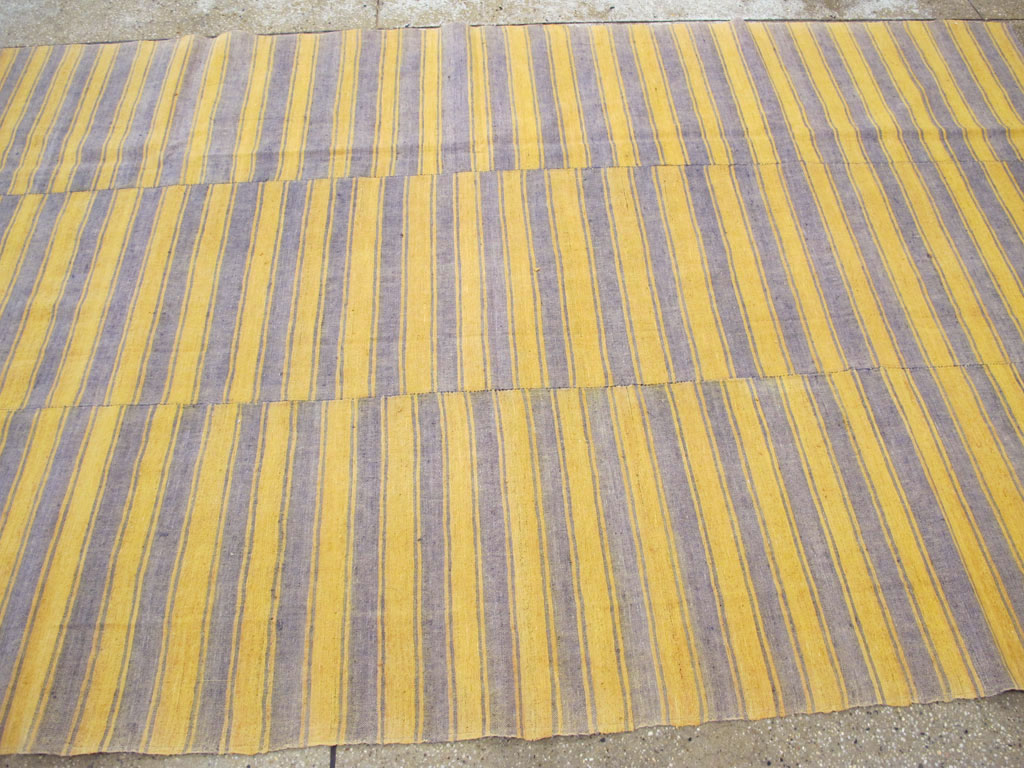 Vintage Turkish Flatweave Kilim Accent Rug, No.27173 - Gsblank