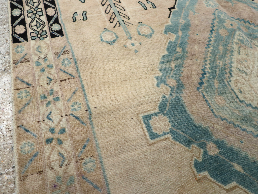 Vintage Persian Afshar Accent Rug, No.27192 - Gsblank