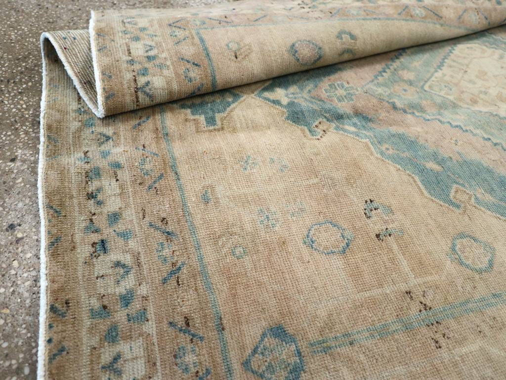 Vintage Persian Afshar Accent Rug, No.27192 - Gsblank