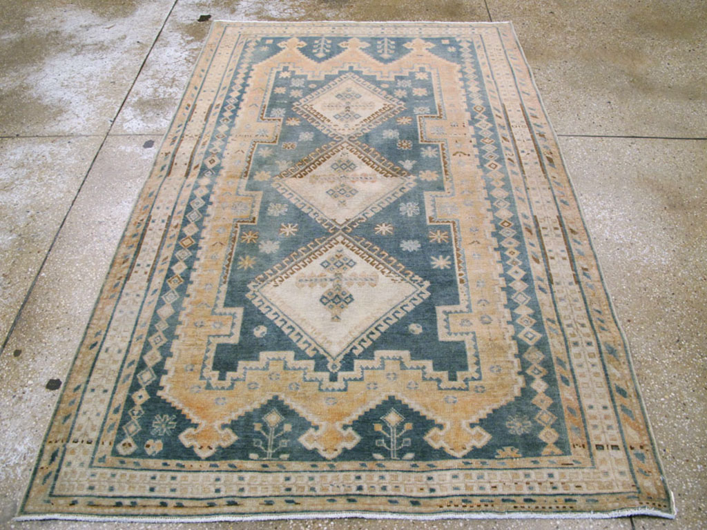 Vintage Persian Afshar Rug, No.27197 - Gsblank