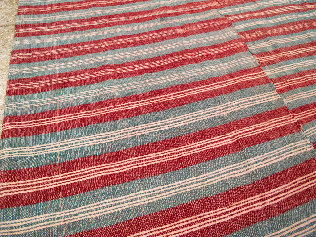 Vintage Turkish Flatweave Kilim Accent Rug, No.27267 - Gsblank