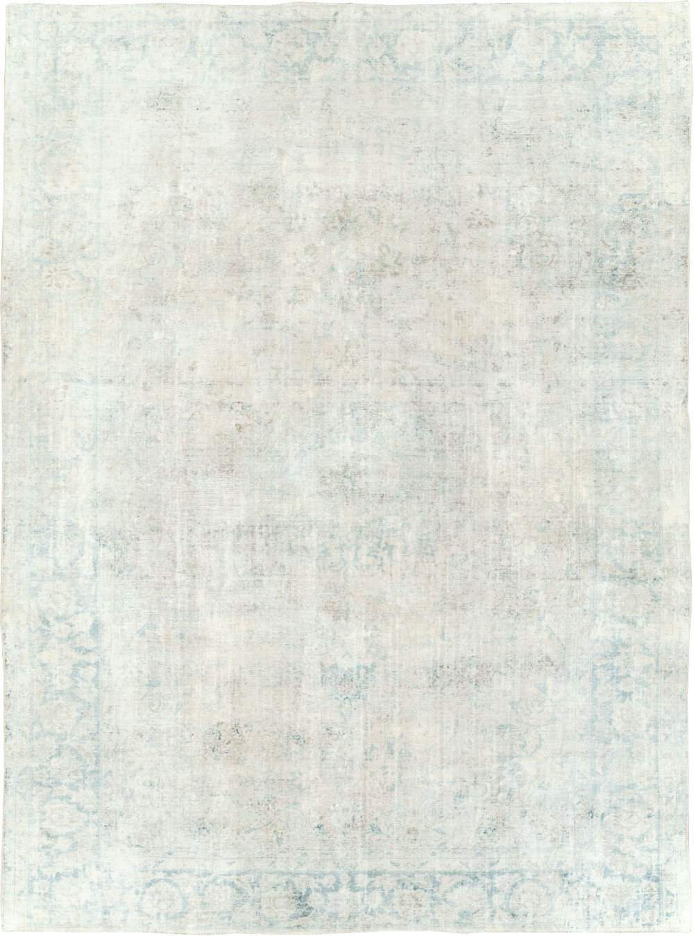 Distressed Vintage Persian Small Room Size Carpet, No.27283 - Gsblank