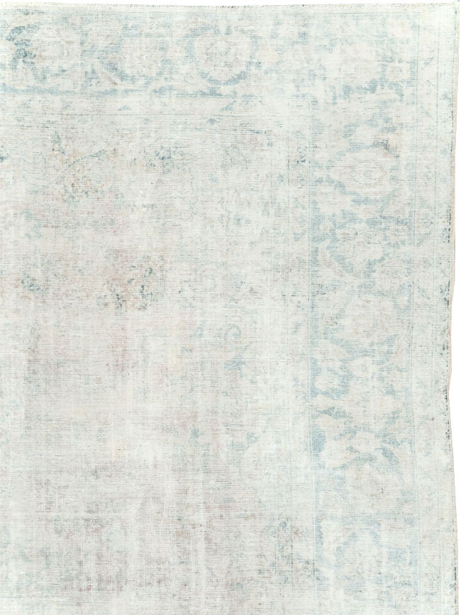 Distressed Vintage Persian Small Room Size Carpet, No.27283 - Gsblank