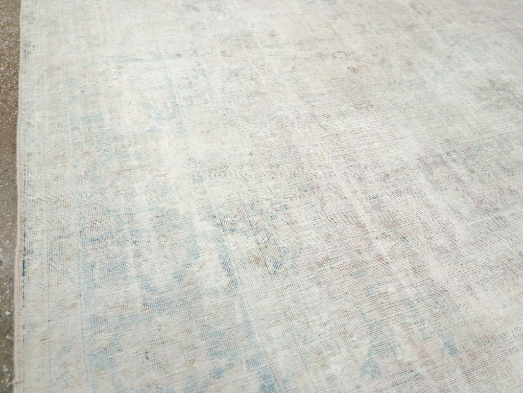 Distressed Vintage Persian Small Room Size Carpet, No.27283 - Gsblank