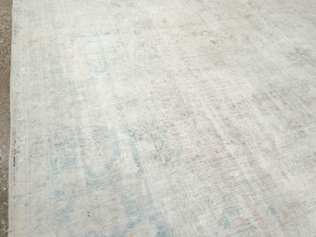 Distressed Vintage Persian Small Room Size Carpet, No.27283 - Gsblank