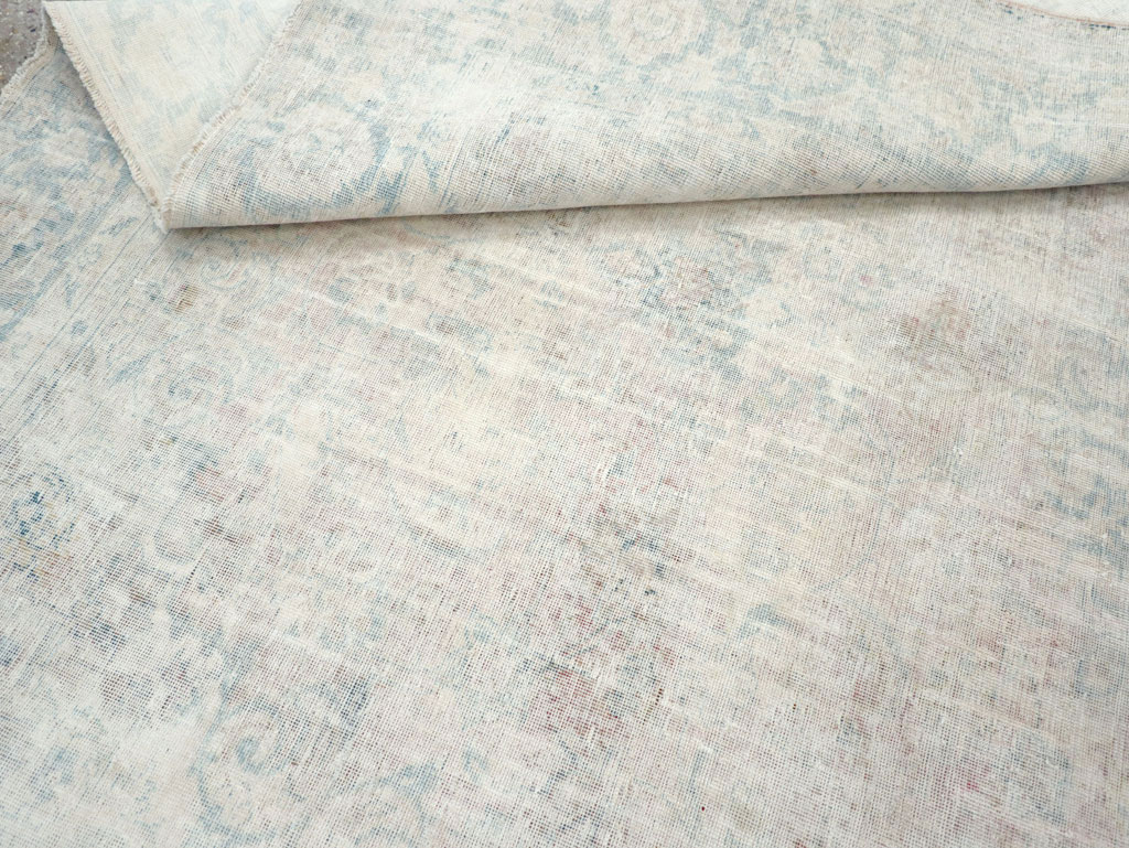 Distressed Vintage Persian Small Room Size Carpet, No.27283 - Gsblank