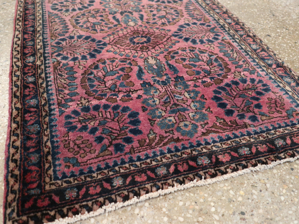 Vintage Persian Sarouk Throw Rug, No.27289 - Gsblank