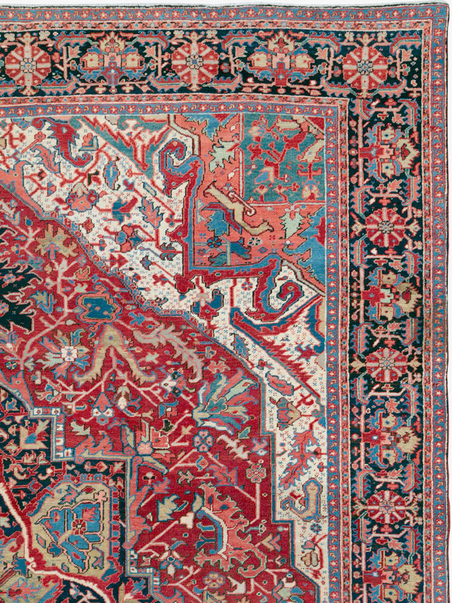 Antique Persian Heriz Carpet, No.27299 - Gsblank