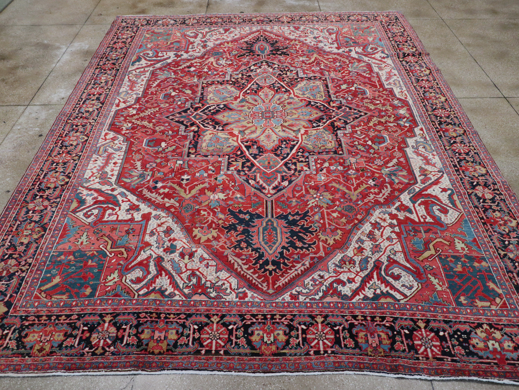 Antique Persian Heriz Carpet, No.27299 - Gsblank