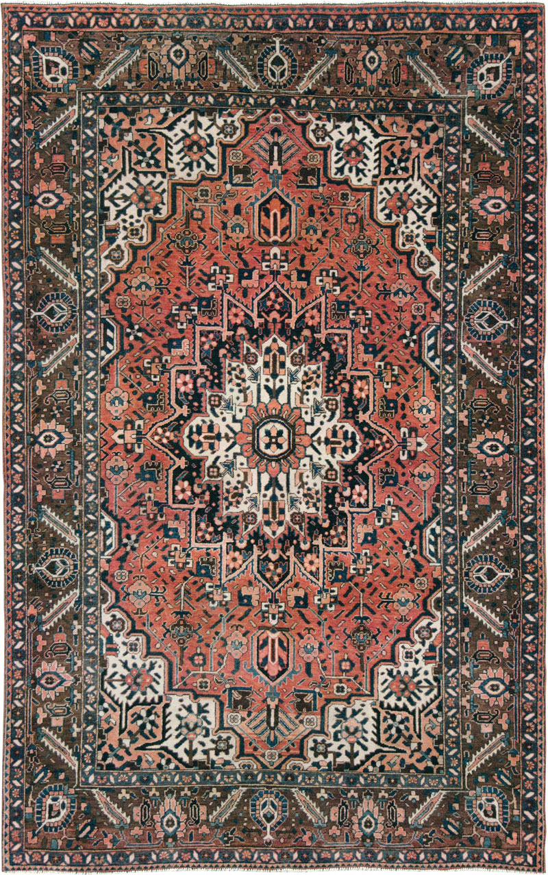 Vintage Persian Bakhtiari Accent Rug, No.27302 - Gsblank