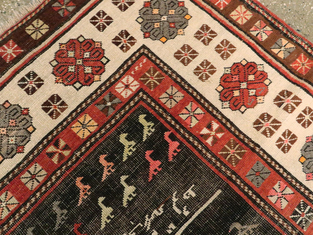 Antique Kurdish Rug, No.27317 - Gsblank
