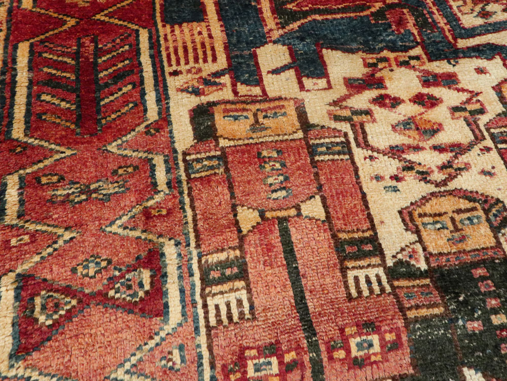 Vintage Persian Bakhtiari Pictorial Rug, No.27318 - Gsblank