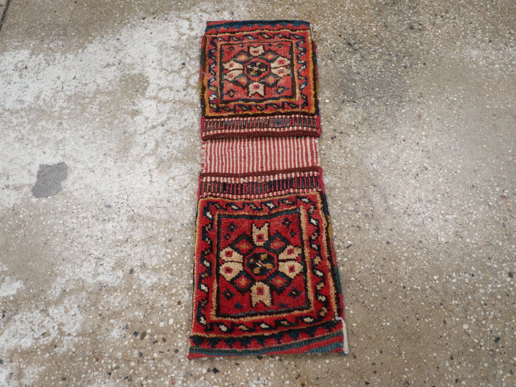 Vintage Persian Shiraz Saddlebag (Khorjin), No.27349 - Gsblank
