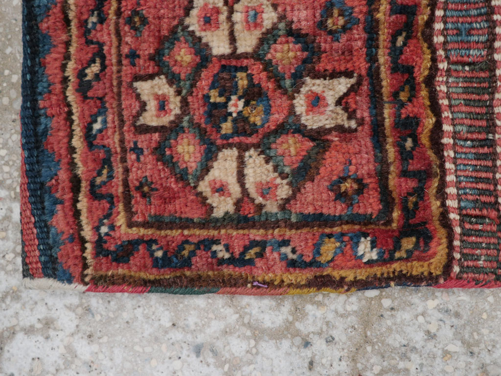Vintage Persian Shiraz Saddlebag (Khorjin), No.27349 - Gsblank