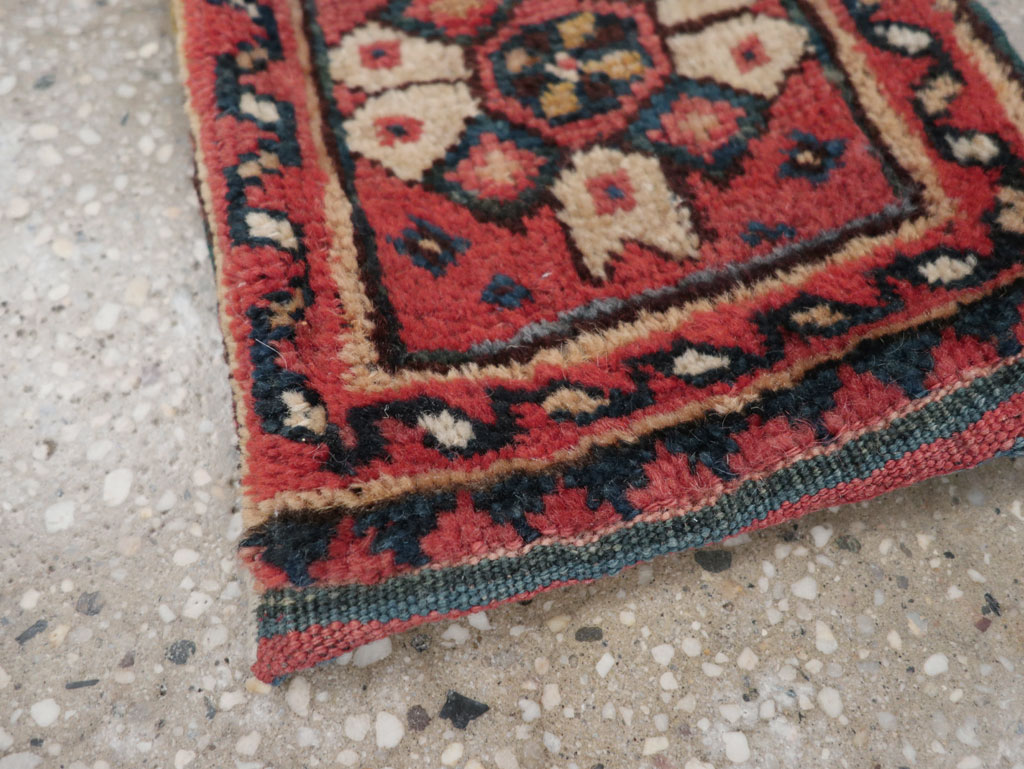Vintage Persian Shiraz Saddlebag (Khorjin), No.27349 - Gsblank