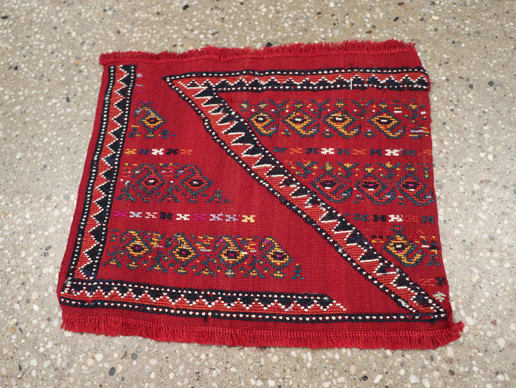 Vintage Persian Qashqai Sampler Rug, No.27351 - Gsblank