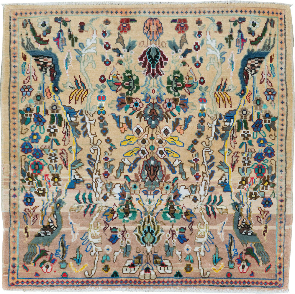 Vintage Persian Tabriz Rug, No.27361 - Gsblank