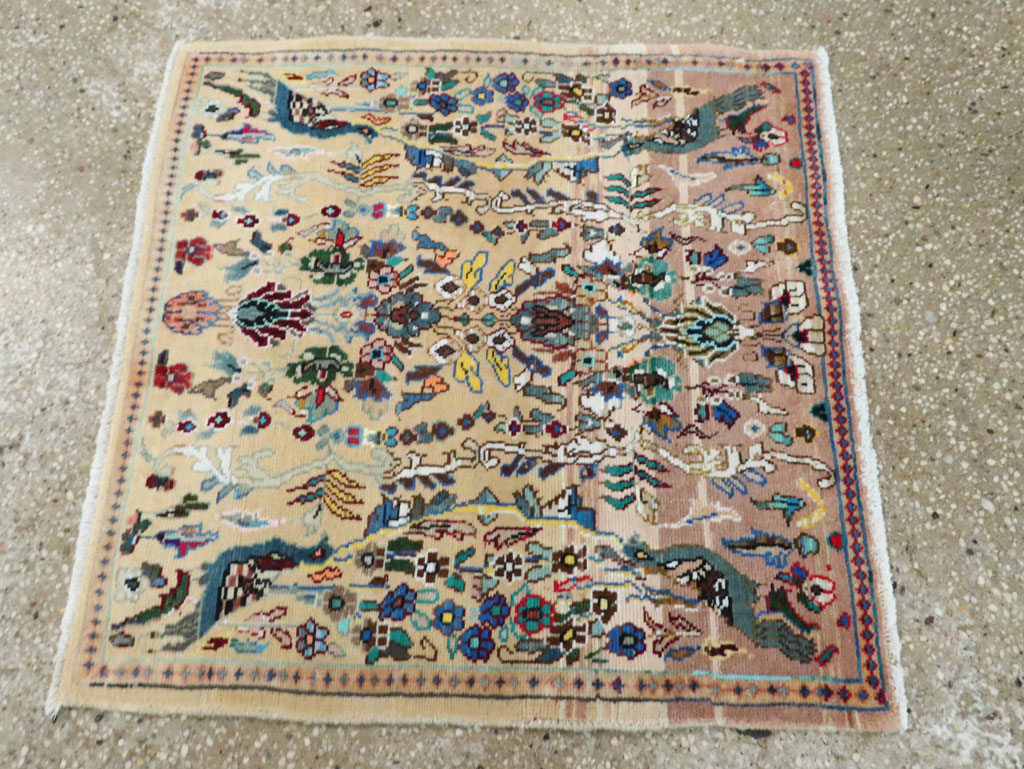 Vintage Persian Tabriz Rug, No.27361 - Gsblank