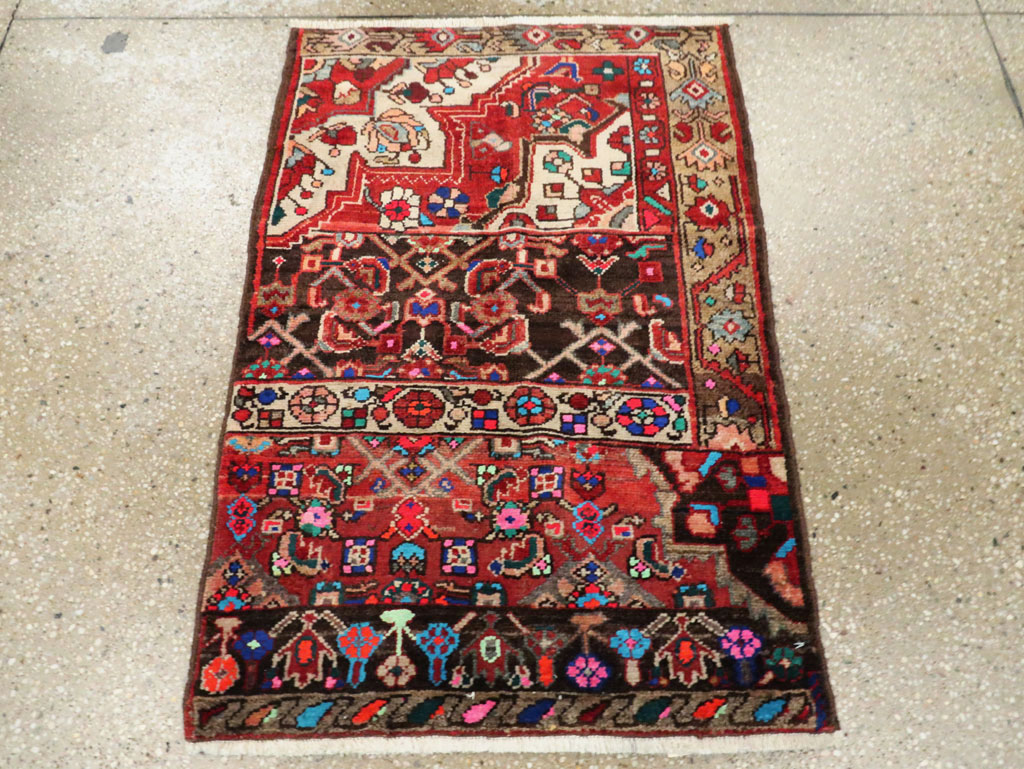 Vintage Persian Wagireh Hamdan Rug, No.27364 - Gsblank