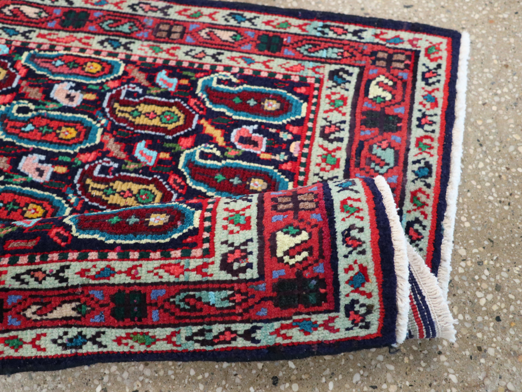 Vintage Persian Hamadan Rug, No.27365 - Gsblank