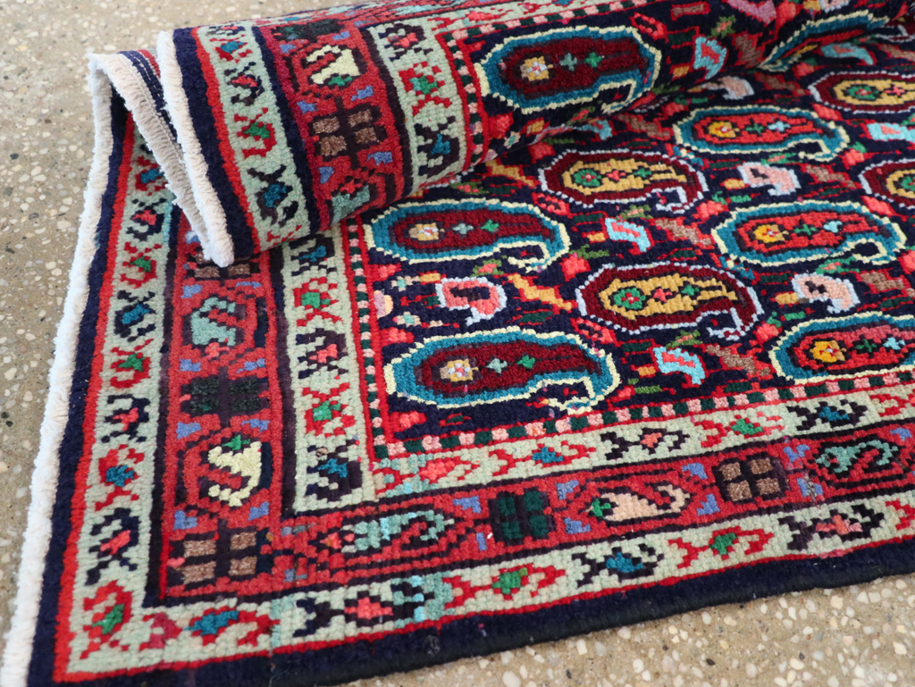 Vintage Persian Hamadan Rug, No.27365 - Gsblank