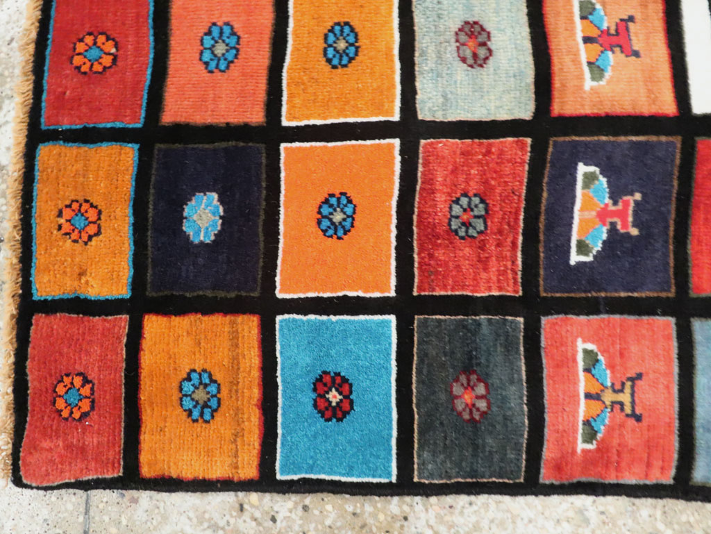 Vintage Persian Mahal Throw Rug, No.27366 - Gsblank