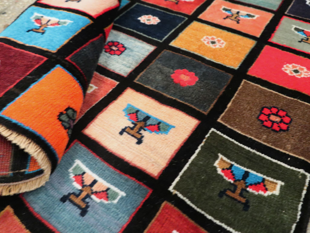 Vintage Persian Mahal Throw Rug, No.27366 - Gsblank