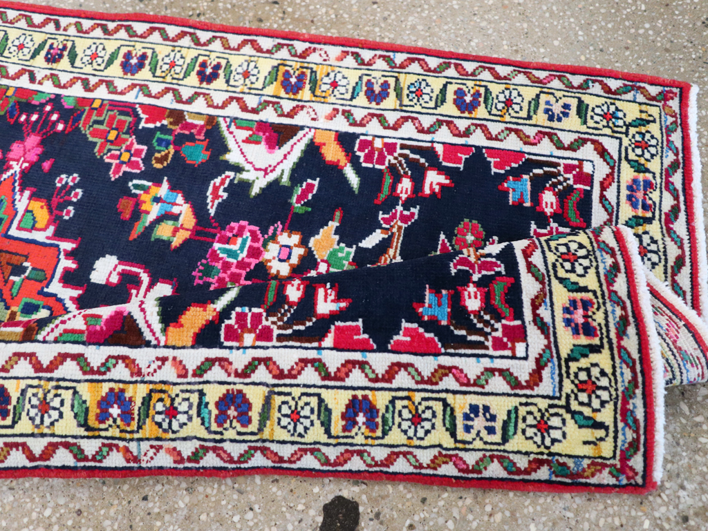 Vintage Persian Hamadan Rug, No.27369 - Gsblank