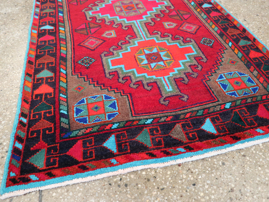 Vintage Persian Hamadan Rug, No.27370 - Gsblank
