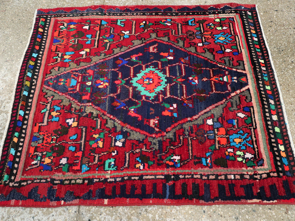 Vintage Persian Hamadan Rug, No.27375 - Gsblank