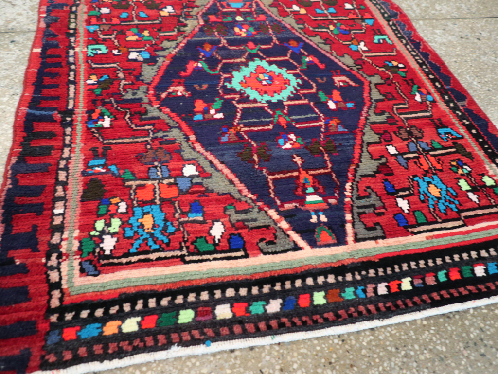 Vintage Persian Hamadan Rug, No.27375 - Gsblank